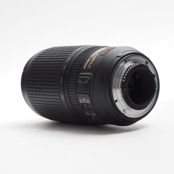 Nikon AF-S 70-300mm f/4.5-5.6G ED VR - foto 1