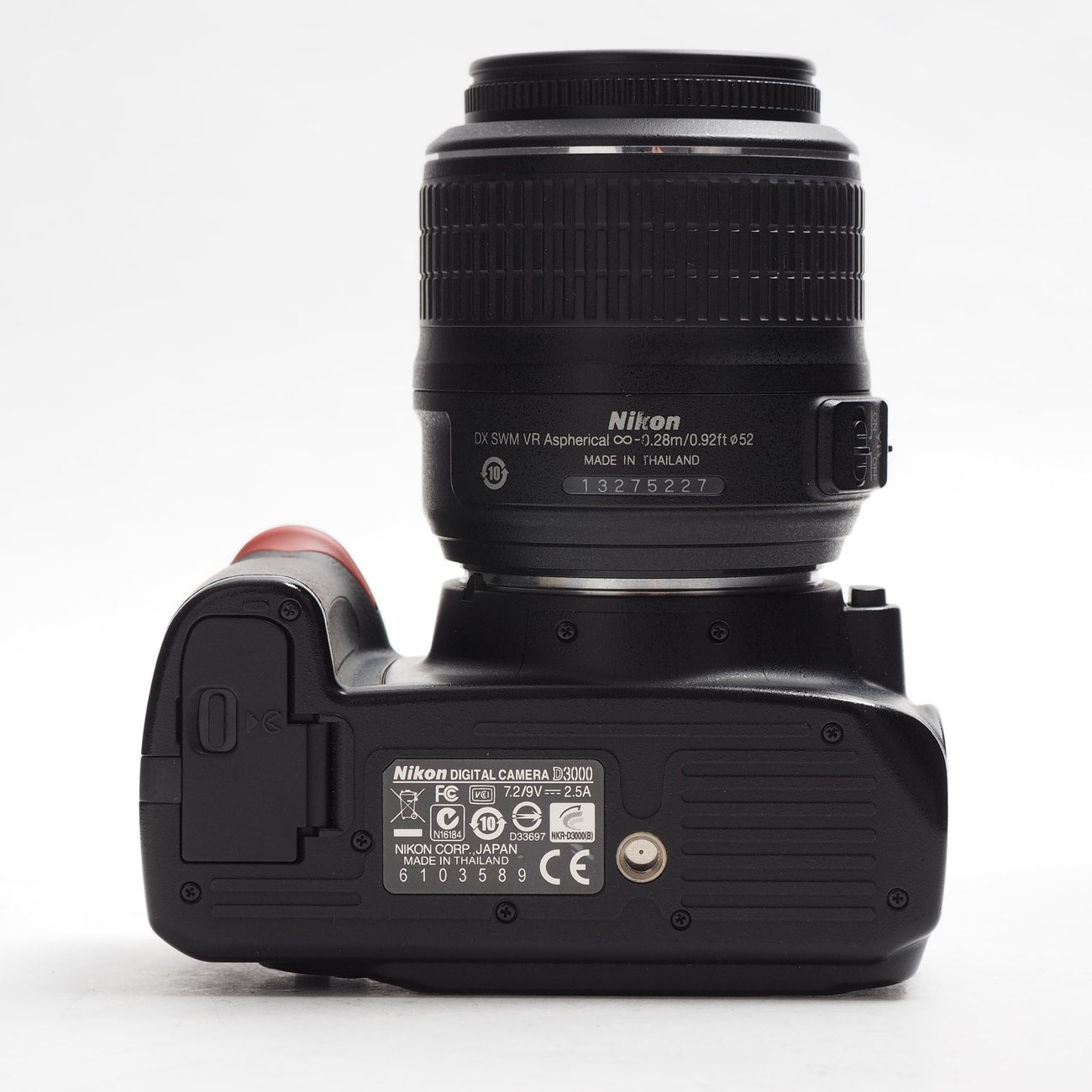 Nikon D3000 + 18-55mm f/3.5-5.6G VR - foto 4