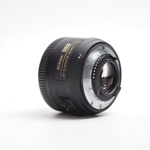 Nikon AF-S DX 35mm f/1.8G - foto 3