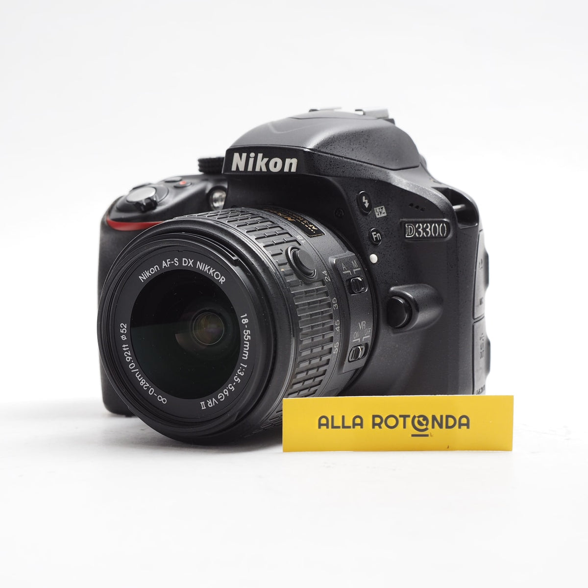Nikon D3300 Kit 18-55 VR II - foto 1