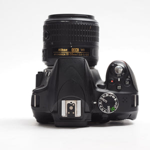 Nikon D3300 Kit 18-55 VR II - foto 3