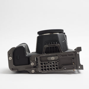 Blackmagic Pocket Cinema Camera 6K EF + Cage Tilta USATO