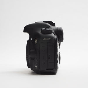 Canon EOS 7D Mark II USATO
