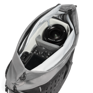UNCOVER Messenger 12L | Erweiterbare Kameratasche | Manfrotto