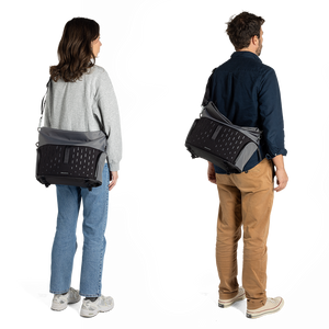 UNCOVER メッセンジャー 12L | 拡張可能カメラバッグ | Manfrotto