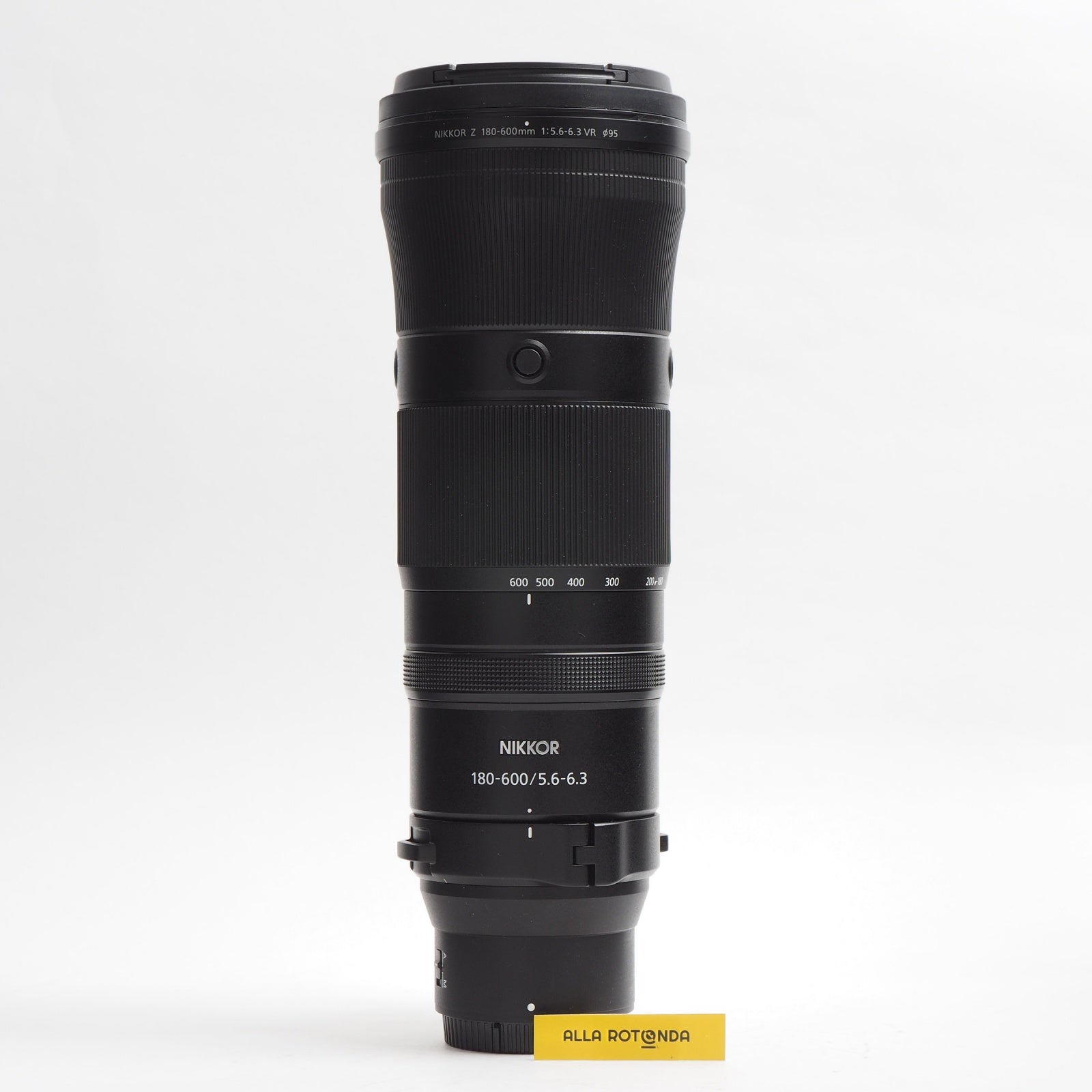 Nikon 180-600mm Z VR f/5,6-6,3 USATO
