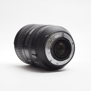 Nikon AF-S 28-300mm f/3.5-5.6 G ED VR USATO