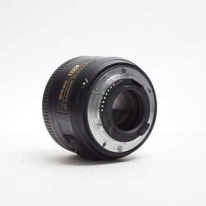 Nikon DX 35mm f/1.8G USATO