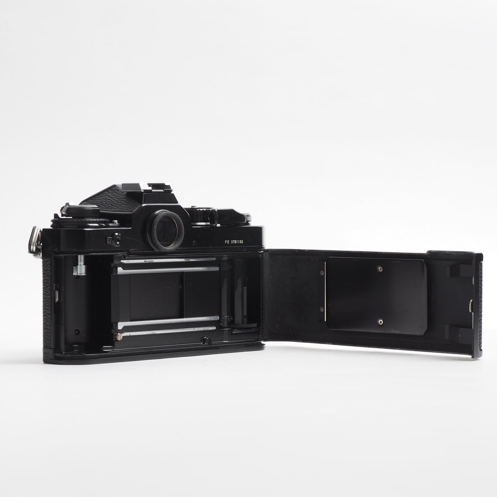 Nikon FE USATO