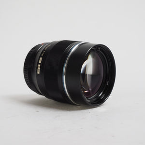 OLYMPUS M.ZUIKO Digityal 75mm  F.1.8 USATO