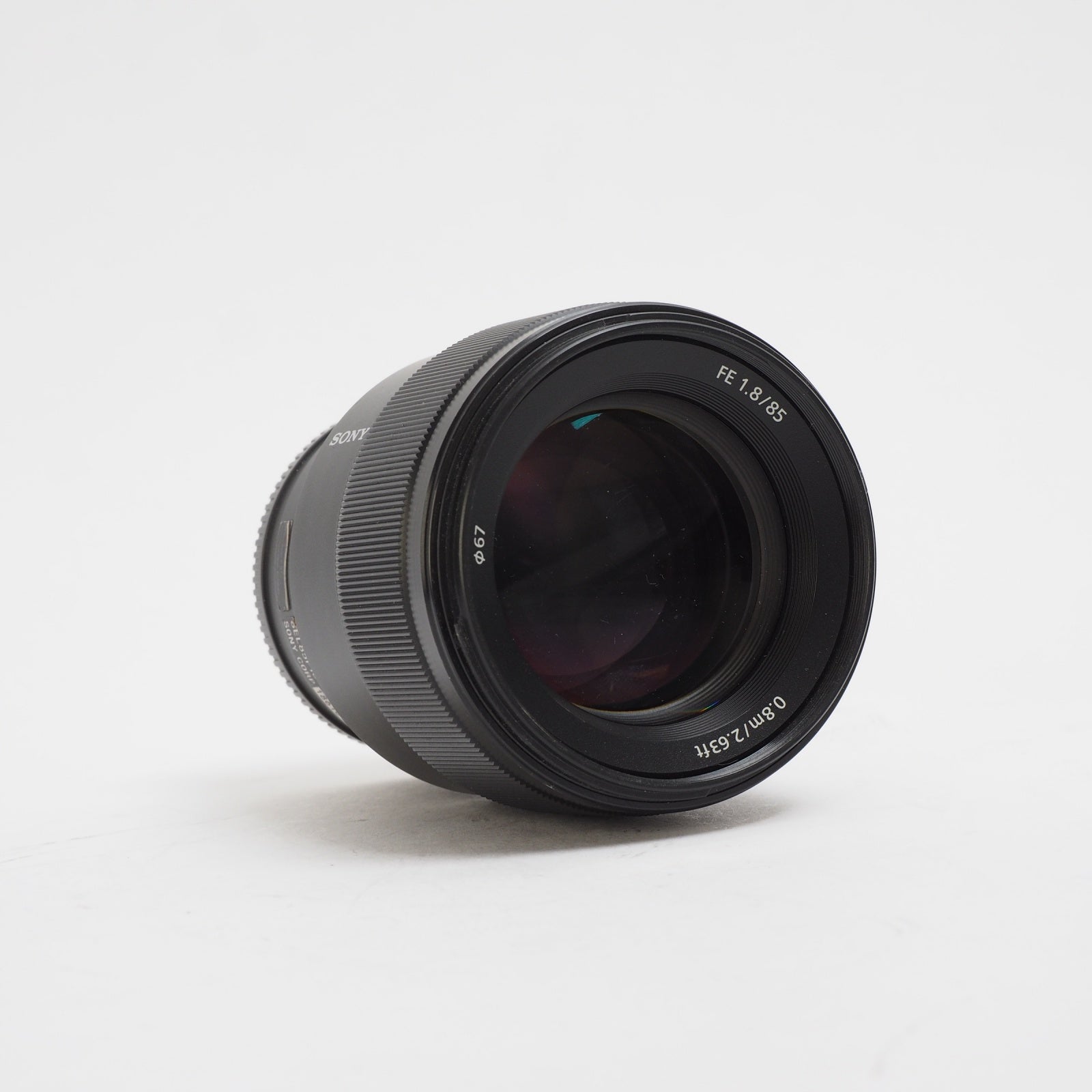 Sony FE 85mm f/1.8 USATO