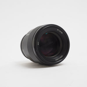 Sony FE 85mm f/1.8 USATO